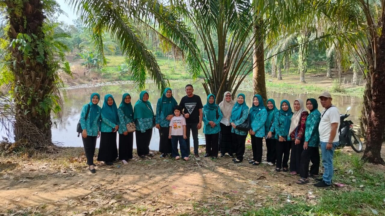Sosialisasi program kampung iklim (proklim) di Desa Suka Makmur kecamatan Gumay Talang.